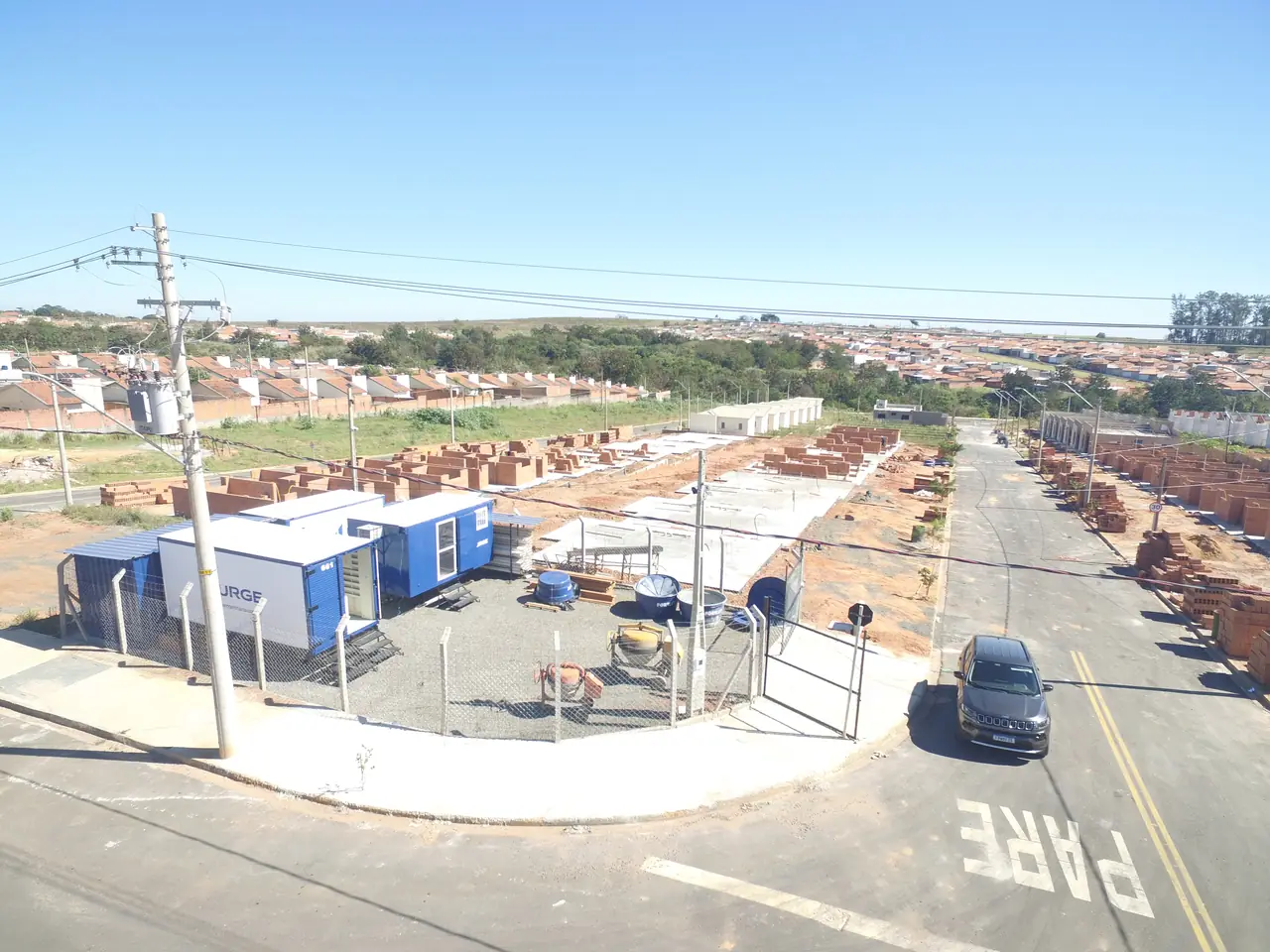 Canteiro de obras e área de apoio